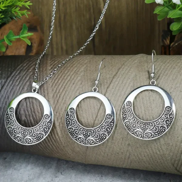 Retro Ethnic Style Ancient Silvery Ring Earrings Necklace - Image 2